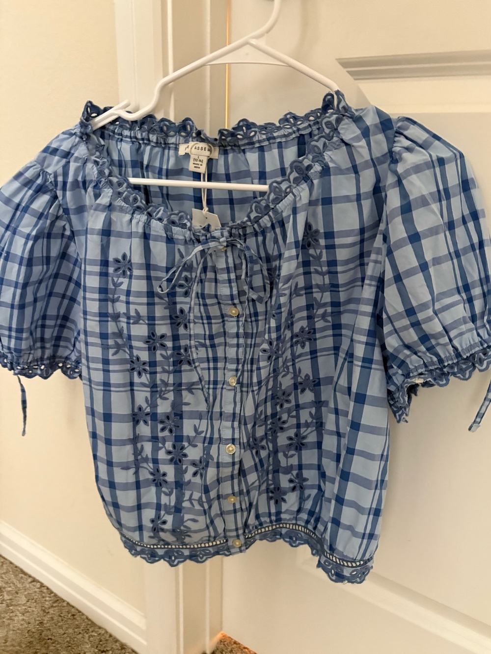 Free Assembly Blue Plaid Embroidered beautiful Top